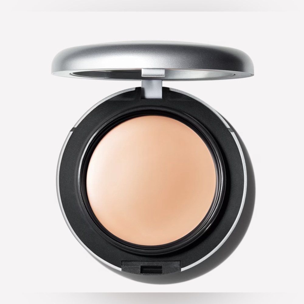 NC10 Mac Studio Fix Tech Cream To Powder Foundation Fair Beige Brand New in Box